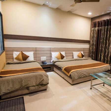 Brij Palace Hotel Bhopal Ngoại thất bức ảnh