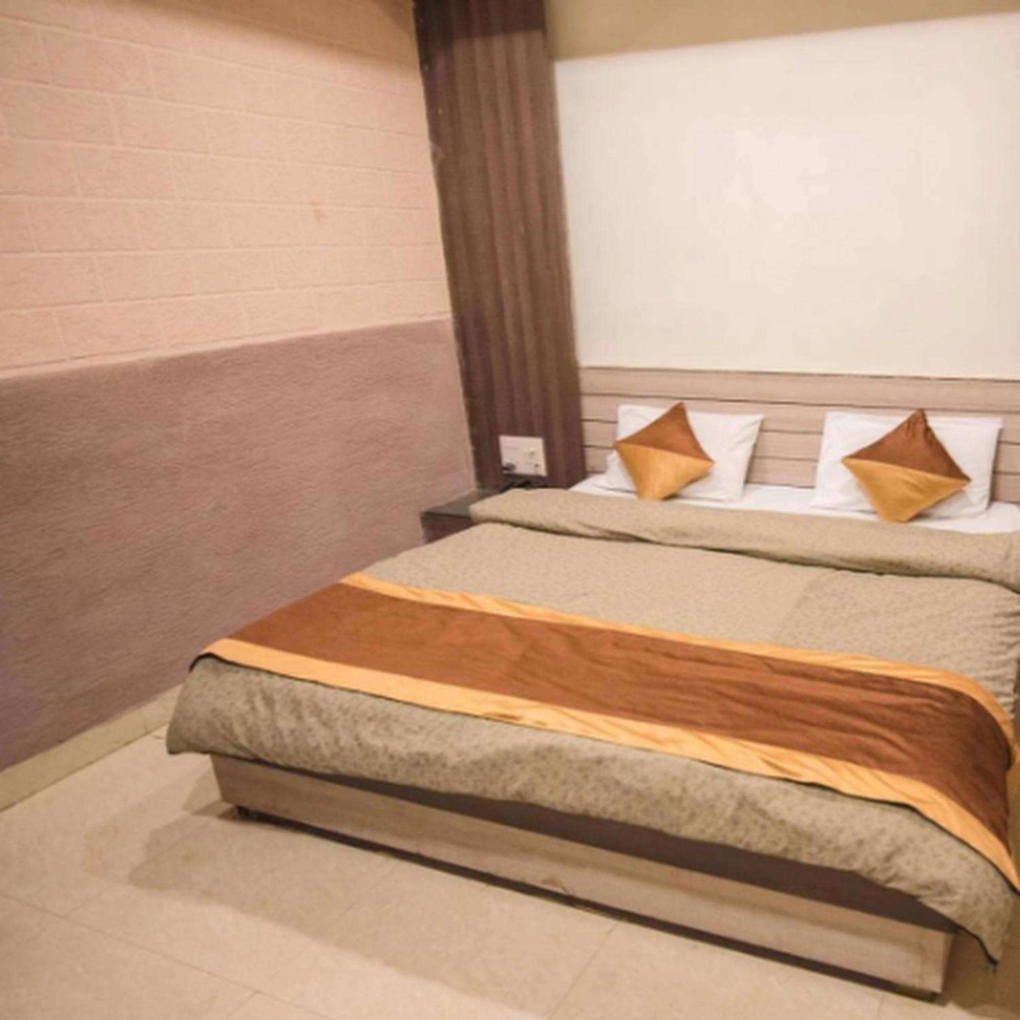 Brij Palace Hotel Bhopal Ngoại thất bức ảnh